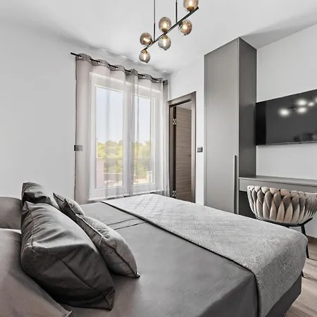 Villa Delecto *