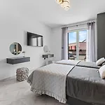Delecto Villa