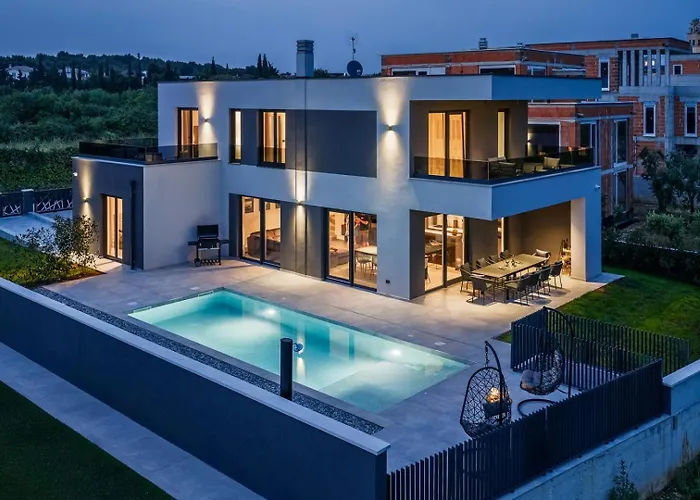 Villa Delecto Premantura