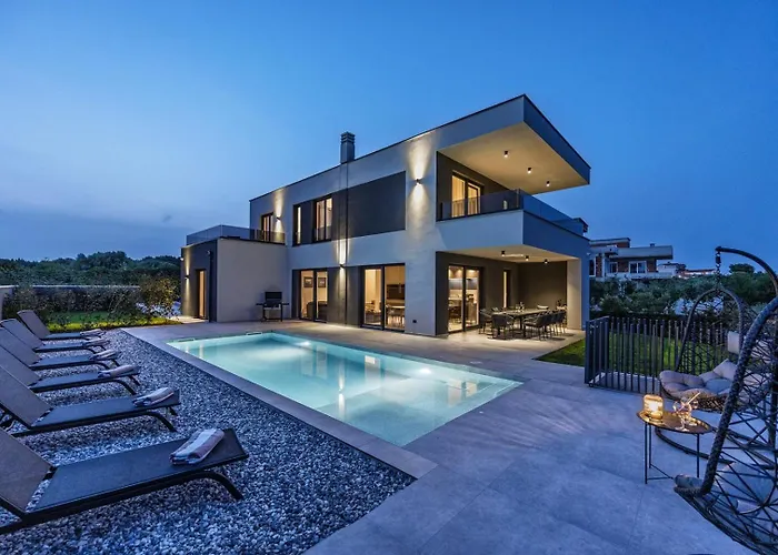 Villa Delecto *