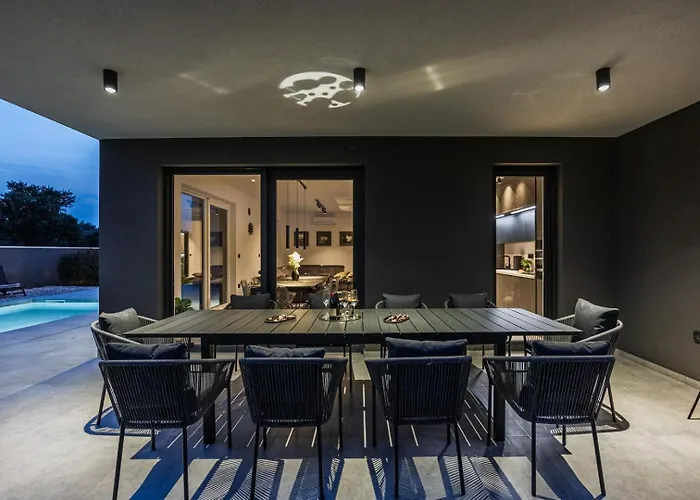 Delecto Villa *